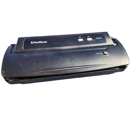 FoodSaver V2244 Vacuum Sealing System Food Sealing Machine and Vacuum Sealing Ba - Picture 2 of 6